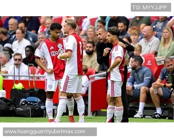 欧冠惨败引发危机海廷加或将下课滕哈赫成贾府新帅热门人选 欧冠惨败引发危机海廷加或将下课滕哈赫成贾府新帅热门人选