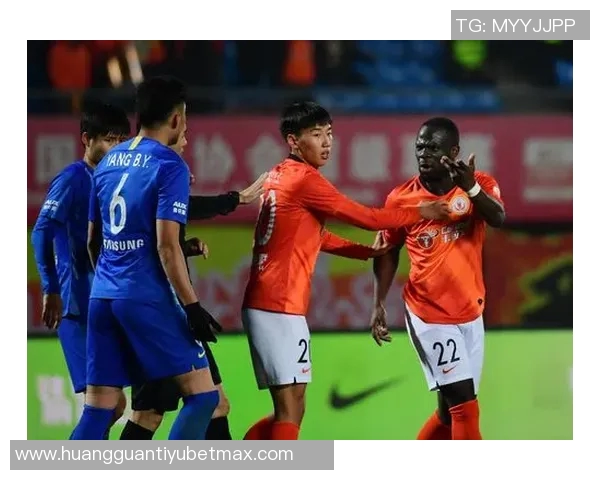 中超第28轮精彩对决深圳新鹏城迎战武汉三镇10月24日19时35分不见不散