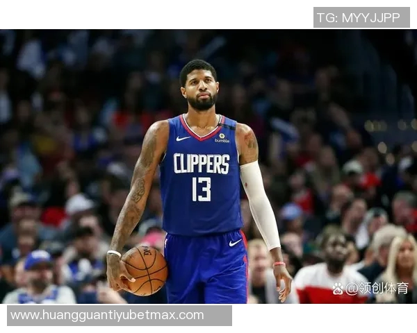 乔治在攻防战中表现出色15投7中三分球命中率高达33贡献20分5篮板5助攻