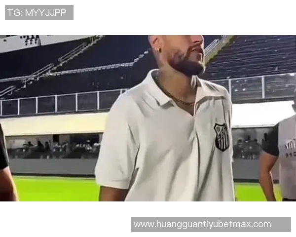 内马尔职业生涯帽子戏法回顾巴萨巴黎各四次精彩瞬间盘点 内马尔职业生涯帽子戏法回顾巴萨巴黎各四次精彩瞬间盘点