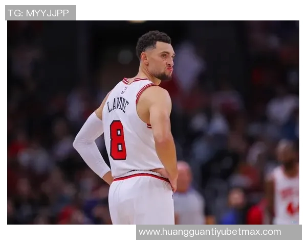 拉文荣膺12月7日NBA最佳球员展现超凡实力引发热议 拉文荣膺12月7日NBA最佳球员展现超凡实力引发热议