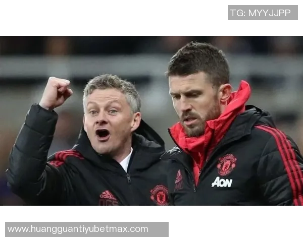 天空报道曼联与索尔斯克亚和卡里克接触或将任命新主帅 天空报道曼联与索尔斯克亚和卡里克接触或将任命新主帅